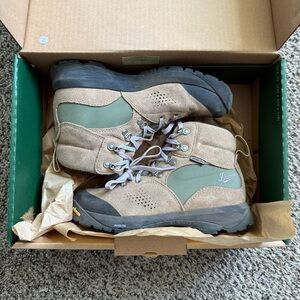 Danner Boots Inquire Mid Women’s 7